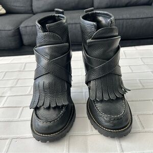 TORY BURCH LYLE ANKLE Leather Heeled Boots with Buckle